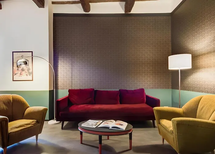 Trasteverehome - Charming Santa Cecilia Balcony